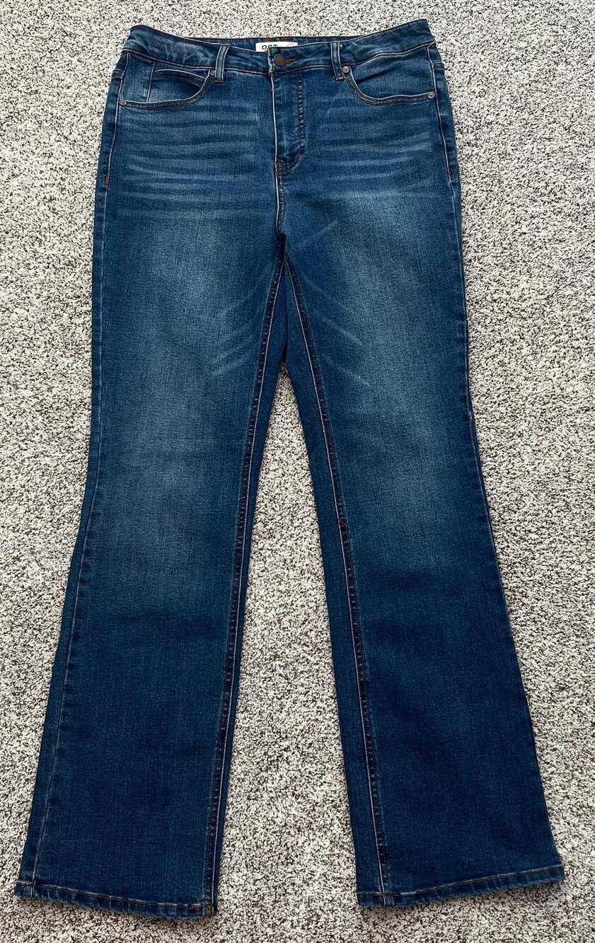 Oat New York Bootcut Jeans Size 8/29